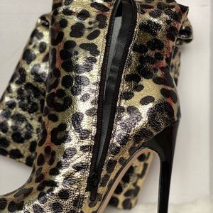 New Shoe Dazzle Leopard Boots
